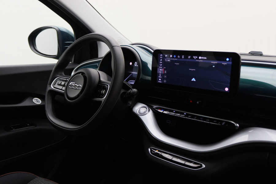 Fiat 500E Icon 42 kWh Virtual Cockpit, Climate, Apple Carplay, Cruise, DAB, USB, 16''