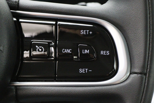Fiat 500E Icon 42 kWh Virtual Cockpit, Climate, Apple Carplay, Cruise, DAB, USB, 16''