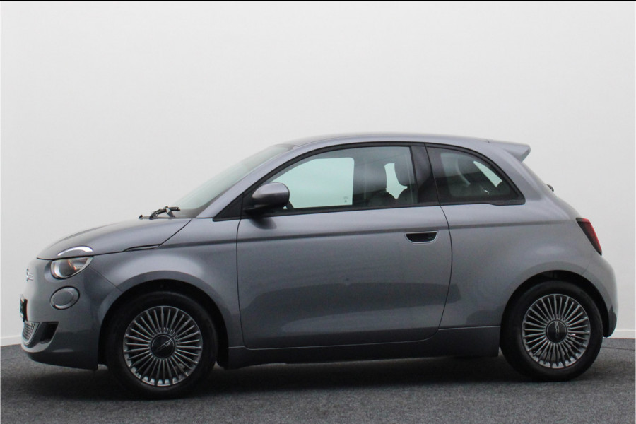 Fiat 500E Icon 42 kWh Virtual Cockpit, Climate, Apple Carplay, Cruise, DAB, USB, 16''