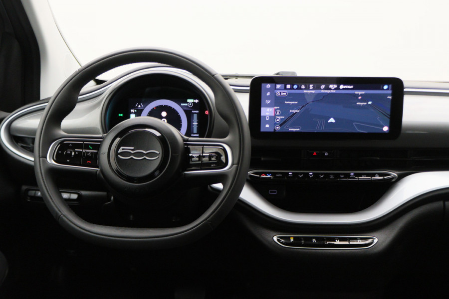 Fiat 500E Icon 42 kWh Virtual Cockpit, Climate, Apple Carplay, Cruise, DAB, USB, 16''