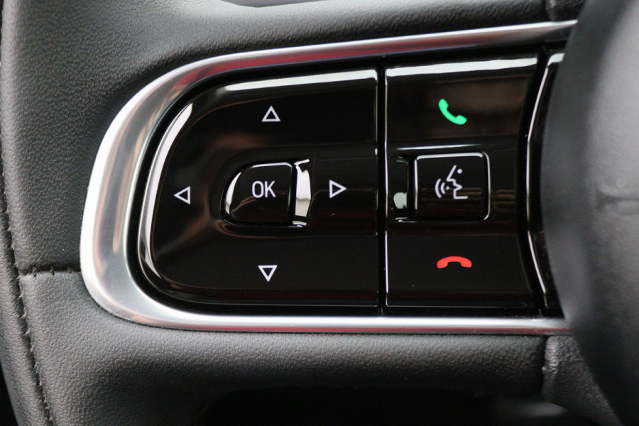 Fiat 500E Icon 42 kWh Virtual Cockpit, Climate, Apple Carplay, Cruise, DAB, USB, 16''