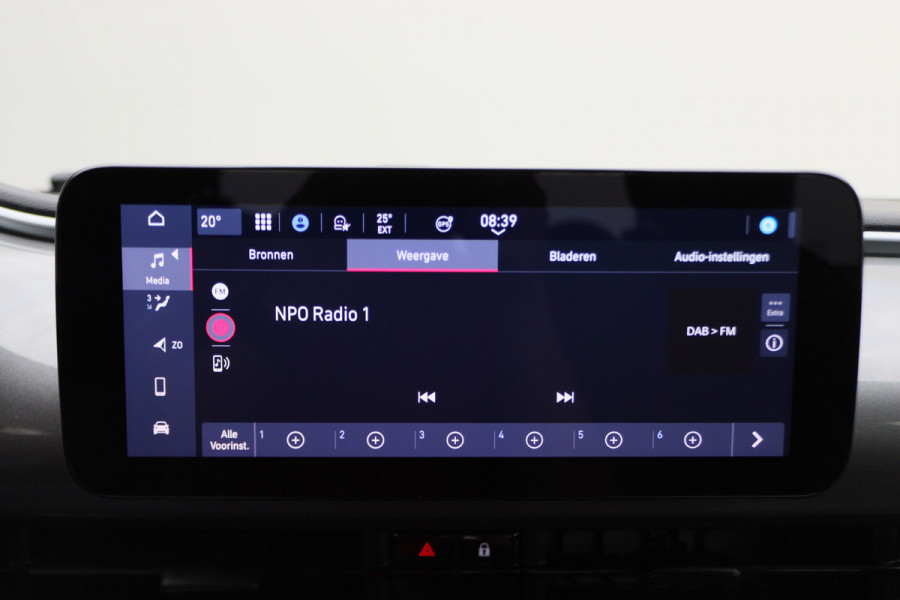 Fiat 500E Icon 42 kWh Virtual Cockpit, Climate, Apple Carplay, Cruise, DAB, USB, 16''