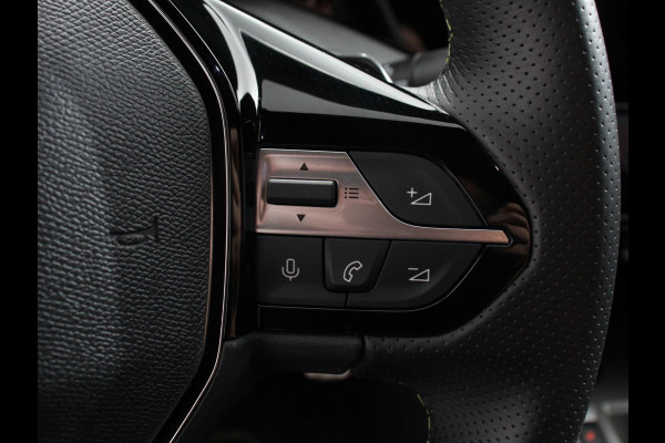 Peugeot 308 1.2 PureTech GT Climate control Adaptive cruise control Parkeersensoren Achteruitrijcamera Navigatie DEMO Voorstoelen verwarmd LED Apple Carplay/ Android Auto