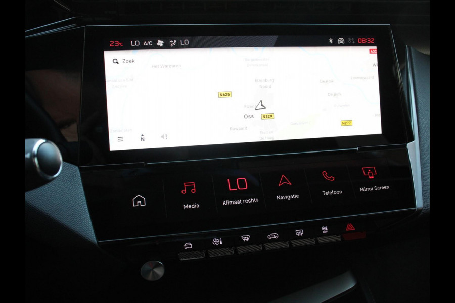 Peugeot 308 1.2 PureTech GT Climate control Adaptive cruise control Parkeersensoren Achteruitrijcamera Navigatie DEMO Voorstoelen verwarmd LED Apple Carplay/ Android Auto
