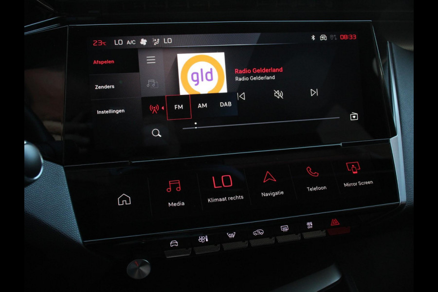 Peugeot 308 1.2 PureTech GT Climate control Adaptive cruise control Parkeersensoren Achteruitrijcamera Navigatie DEMO Voorstoelen verwarmd LED Apple Carplay/ Android Auto