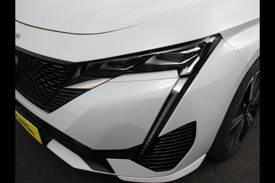 Peugeot 308 1.2 PureTech GT Climate control Adaptive cruise control Parkeersensoren Achteruitrijcamera Navigatie DEMO Voorstoelen verwarmd LED Apple Carplay/ Android Auto