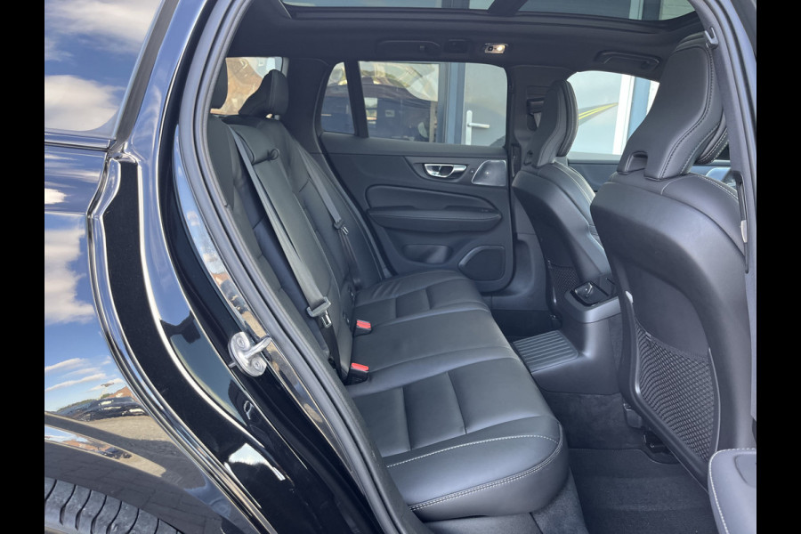 Volvo V60 2.0 T6 Plug-in hybrid AWD Plus Dark | Long range | Panorama dak | Bowers&Wilkins | Memory | stoel verkoeling |