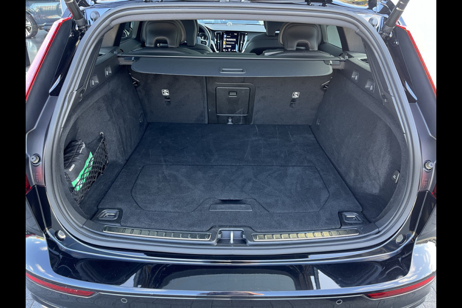 Volvo V60 2.0 T6 Plug-in hybrid AWD Plus Dark | Long range | Panorama dak | Bowers&Wilkins | Memory | stoel verkoeling |
