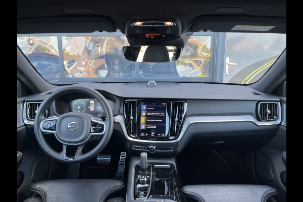 Volvo V60 2.0 T6 Plug-in hybrid AWD Plus Dark | Long range | Panorama dak | Bowers&Wilkins | Memory | stoel verkoeling |