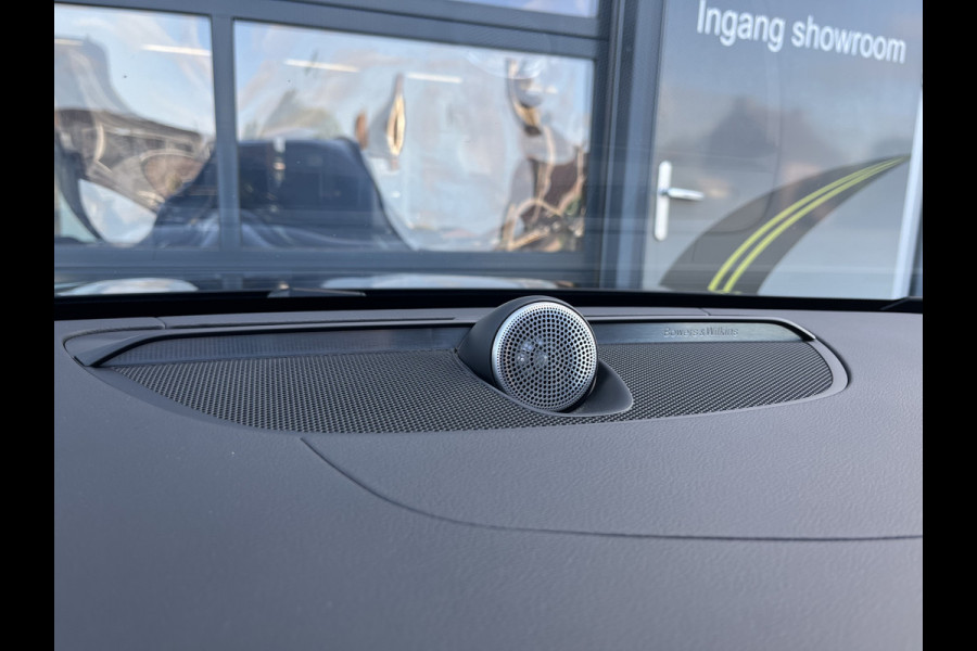 Volvo V60 2.0 T6 Plug-in hybrid AWD Plus Dark | Long range | Panorama dak | Bowers&Wilkins | Memory | stoel verkoeling |