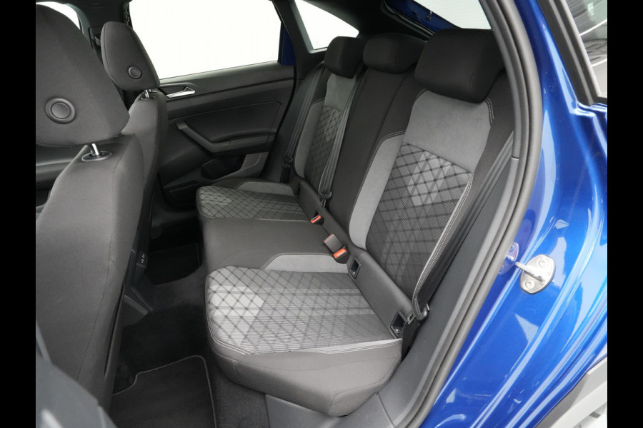 Volkswagen Taigo 1.0 TSI 110pk DSG R-Line Navi via App Panorama Matrix Led Acc Clima 338