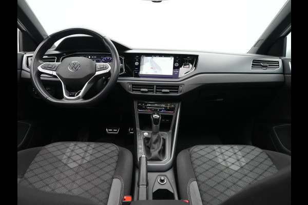 Volkswagen Taigo 1.0 TSI 110pk DSG R-Line Navigatie Panoramadak Camera Keyless Clima Carplay 215