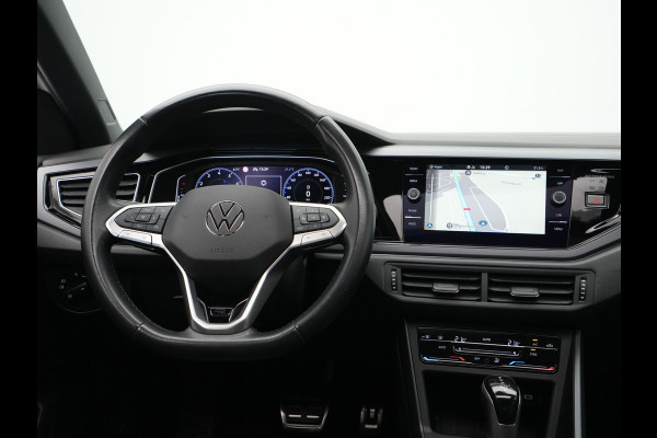 Volkswagen Taigo 1.0 TSI 110pk DSG R-Line Navigatie Panoramadak Camera Keyless Clima Carplay 215