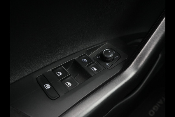 Volkswagen Taigo 1.0 TSI 110pk DSG R-Line Navigatie Panoramadak Camera Keyless Clima Carplay 215