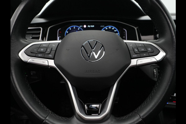 Volkswagen Taigo 1.0 TSI 110pk DSG R-Line Navigatie Panoramadak Camera Keyless Clima Carplay 215
