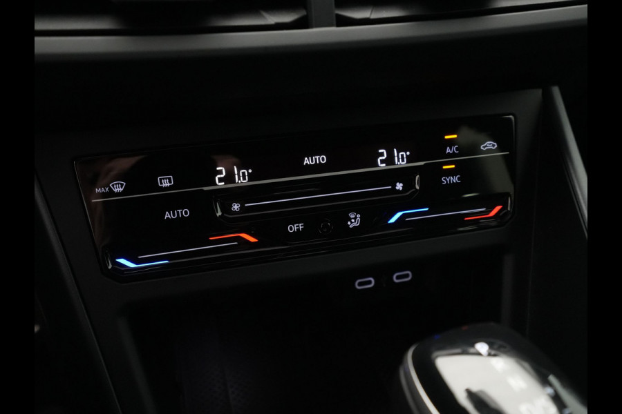 Volkswagen Taigo 1.0 TSI 110pk DSG R-Line Navigatie Panoramadak Camera Keyless Clima Carplay 215