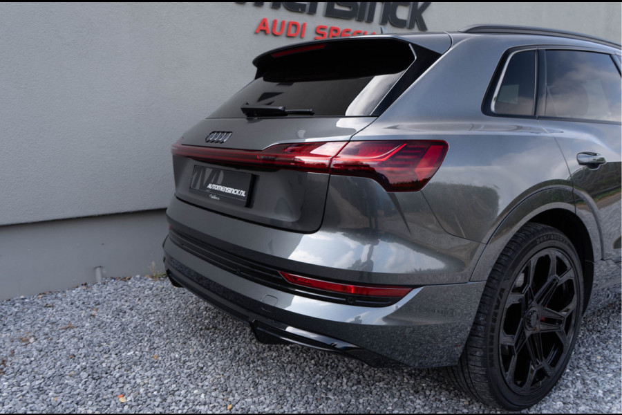 Audi e-tron 55 S-line Quattro / Luchtvering/ Standkachel/ Cruise Control/ Panoramadak/ 300kW (408PK)