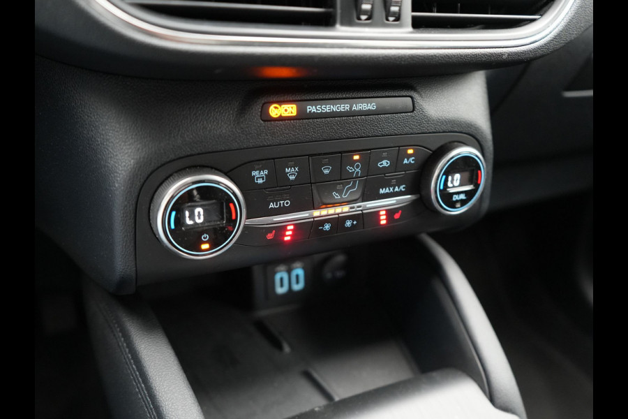 Ford Kuga 2.5 Titanium Plug In Hybrid 225pk PHEV | Trekhaak af Fabriek | Adaptive Cruise | Keyless | Camera | Stoelverwarming | Apple Carplay | DAB | Navi Full Map |