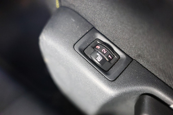 Citroën C3 1.2 PureTech Shine AUTOMAAT PANO CARPLAY '20