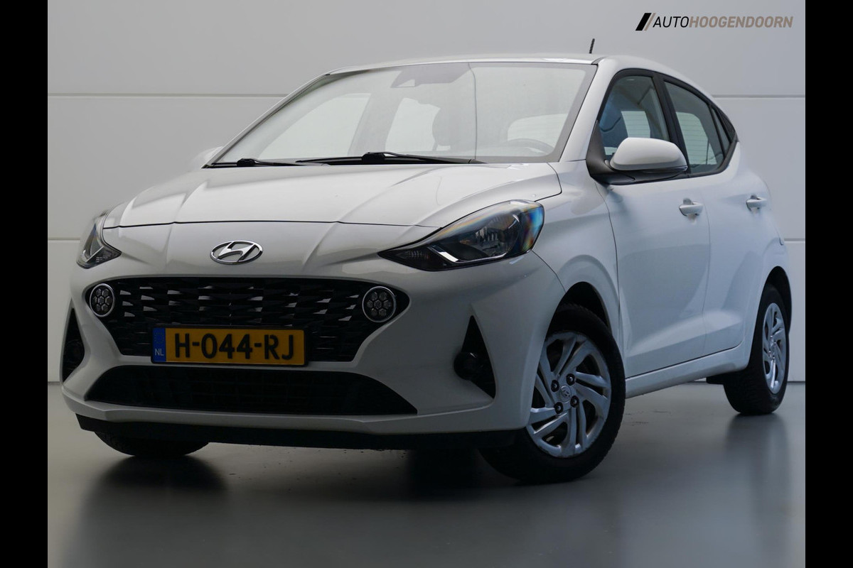 Hyundai i10 1.0 Comfort (APPLE CARPLAY,NAVIGATIE,CAMERA,CRUISE,LED VERLICHTING,COMFORT-STOELEN,NIEUWE APK,AIRCO,TOPCONDITIE) Hyundai i10 1.0 Comfort (APPLE CARPLAY,NAVIGATIE,CAMERA,CRUISE,LED VERLICHTING,COMFORT-STOELEN,NIEUWE APK,AIRCO,TOPCONDITIE)