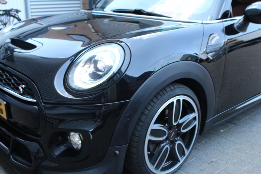 MINI Cooper S 2.0 192pk JC Works Automaat Panoramadak Clima Cruise Navi Camera Leder LMV Stoelverwarming