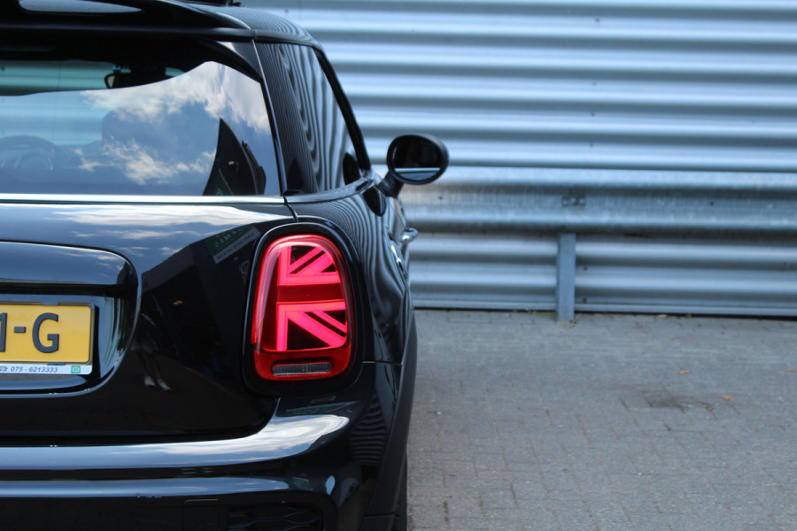 MINI Cooper S 2.0 192pk JC Works Automaat Panoramadak Clima Cruise Navi Camera Leder LMV Stoelverwarming