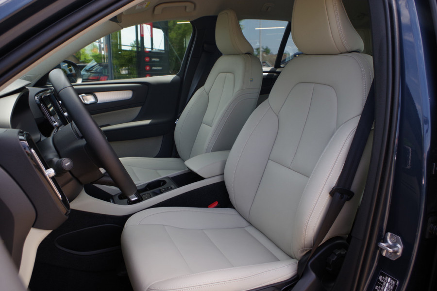 Volvo XC40 1.5 T5 263 PK Recharge Inscription Expression PHEV, Leder, Stoelverwarming, 360