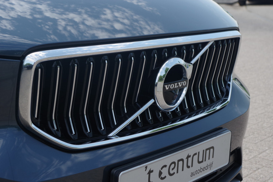 Volvo XC40 1.5 T5 263 PK Recharge Inscription Expression PHEV, Leder, Stoelverwarming, 360