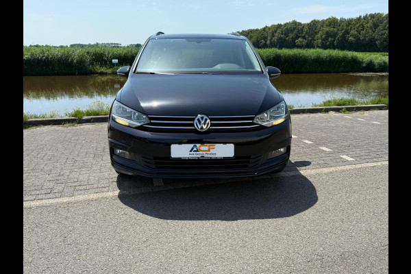 Volkswagen Touran 1.5 TSI Comfortline Business 7p trekhaak / carplay