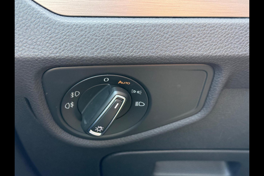 Volkswagen Touran 1.5 TSI Comfortline Business 7p trekhaak / carplay