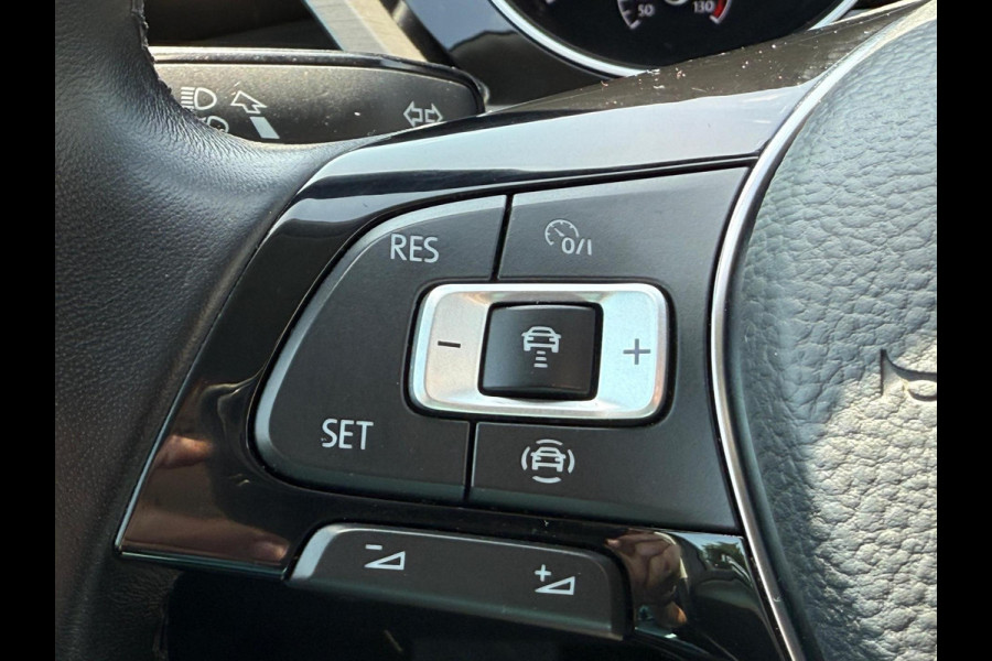 Volkswagen Touran 1.5 TSI Comfortline Business 7p trekhaak / carplay