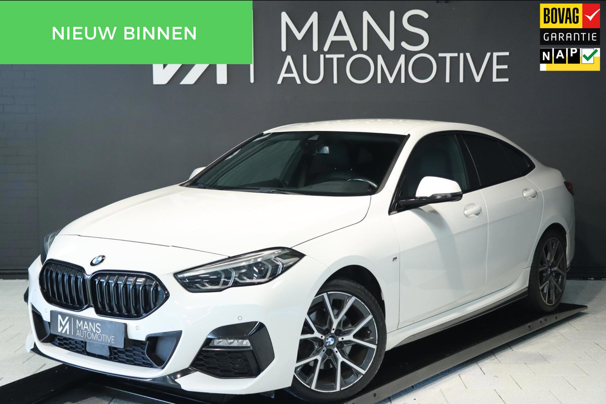 BMW 2 Serie Gran Coupé 218i M Sport / LIVE COCKPIT / HUD / CARPLAY / TREKHAAK / SFEERVERLICHTING BMW 2 Serie Gran Coupé 218i M Sport / LIVE COCKPIT / HUD / CARPLAY / TREKHAAK / SFEERVERLICHTING