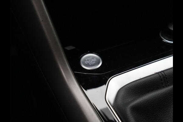 Volkswagen T-Roc 1.0 TSI 115pk Style Navi via App Virtual Cockpit Led Keyless Clima 334