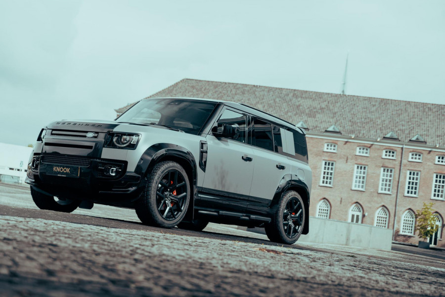 Land Rover Defender 110 P300e X-Dynamic HSE | Urban WideTrack | Quicksilver | Eiger Grey Satin |