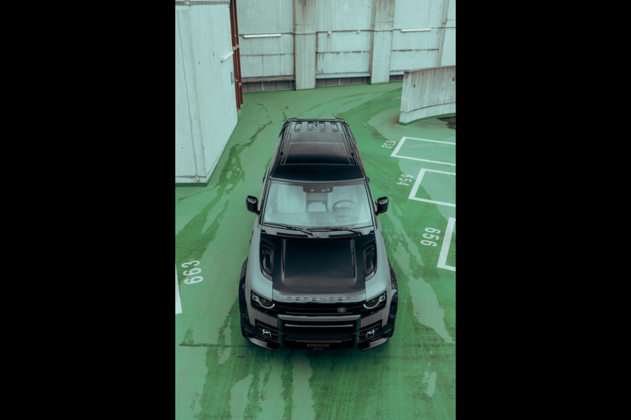 Land Rover Defender 110 P300e X-Dynamic HSE | Urban WideTrack | Quicksilver | Eiger Grey Satin |