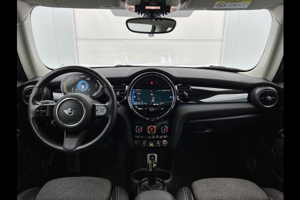 MINI Mini Electric Classic 33 kWh (NL-auto, 1e Eig, Dealer OnderH, Navi Pro, Carplay, Parkeersensoren, Climate Con, Etc)