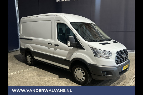 Ford Transit 2.0 TDCI 131pk L2H2 Euro6 Airco | 2800kg Trekhaak | Navigatie | Camera | Apple Carplay Android Auto, Cruisecontrol, Parkeersensoren, Bijrijdersbank