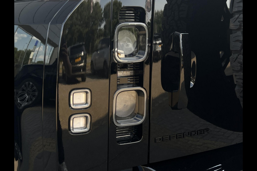 Land Rover Defender P300e 110 S | Meridian | Trekhaak | Heritage