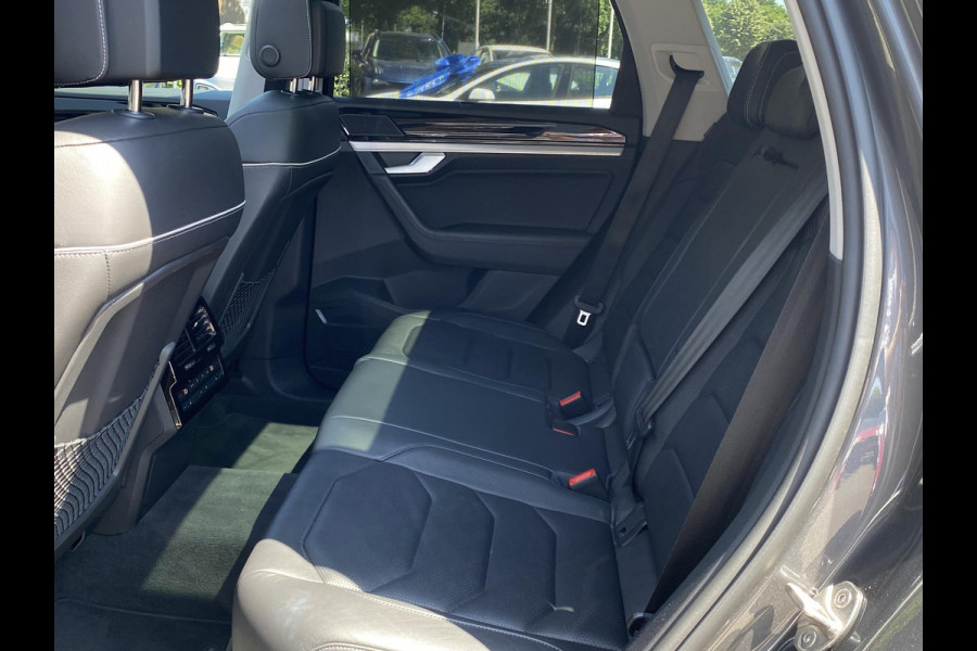 Volkswagen Touareg 3.0 TSi eHybrid 4MOTION Elegance ELEK. TREKHAAK | MEMORY SEAT | 360 CAMERA