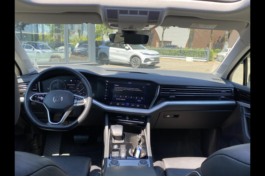 Volkswagen Touareg 3.0 TSi eHybrid 4MOTION Elegance ELEK. TREKHAAK | MEMORY SEAT | 360 CAMERA