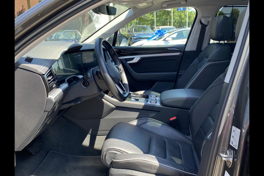 Volkswagen Touareg 3.0 TSi eHybrid 4MOTION Elegance ELEK. TREKHAAK | MEMORY SEAT | 360 CAMERA