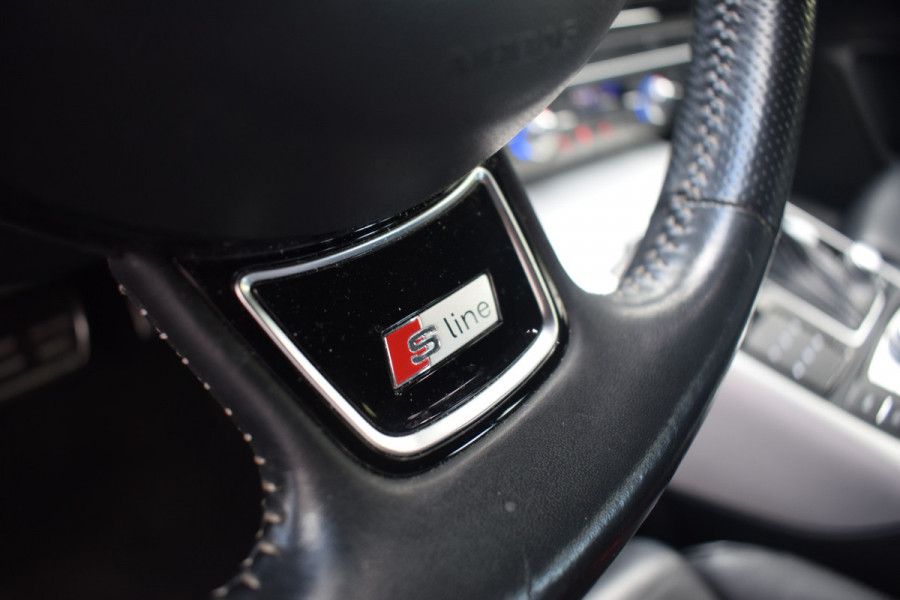 Audi A6 Avant 1.8 TFSI ultra S line Edition | NL-Auto | Dealer onderhouden | Leder | S-line | Trekhaak |