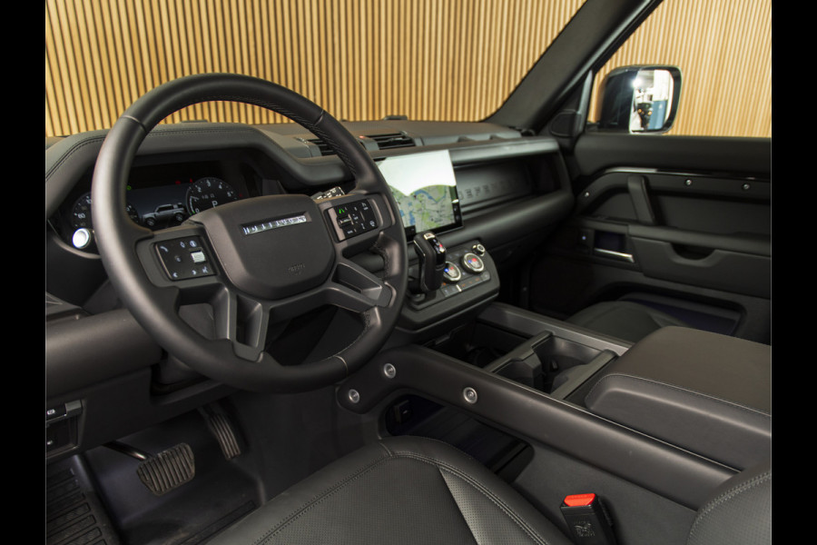 Land Rover Defender 110 2.0 P300e 110 X-Dynamic HSE SANDSTONE WRAP,22"URBAN