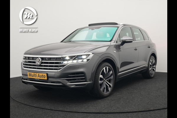 Volkswagen Touareg 3.0 TSi eHybrid 4MOTION Elegance Plug In Hybrid 381pk PHEV | Panodak | Trekhaak af Fabriek | Luchtvering | Adaptive Cruise |  Nachtzicht | Lederen Comfortzetels Massage & Memory | Head Up | 21"L.M  | Dynaudio | Sfeerverlichting |