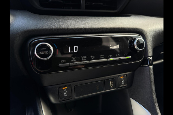 Toyota Yaris 1.5 VVT-i Active Technology 92KW / 125PK LED / CAMERA / CARPLAY / STOELVERWARMING / ACC / KEYLESS GO & ENTRY / LMV