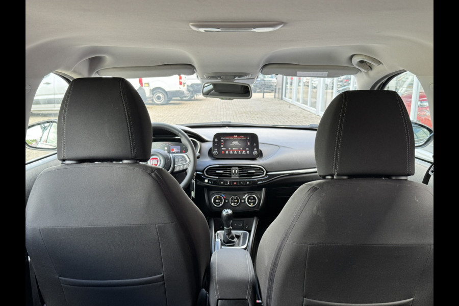 Fiat Tipo Stationwagon 1.0 Life SW | Parkeersensoren achter | Cruise Control met distance control | LED | Stoelverwarming | Lanekeeping assist | Carplay & Android auto