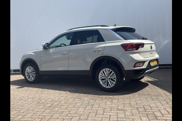 Volkswagen T-Roc 1.5 TSI Life 150pk Automaat Adap.Cruise Carplay Cam Hoogzitter Incl.BTW