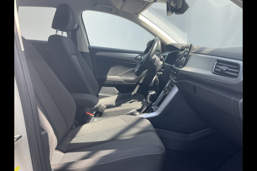 Volkswagen T-Roc 1.5 TSI Life 150pk Automaat Adap.Cruise Carplay Cam Hoogzitter Incl.BTW
