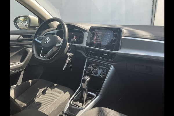Volkswagen T-Roc 1.5 TSI Life 150pk Automaat Adap.Cruise Carplay Cam Hoogzitter Incl.BTW