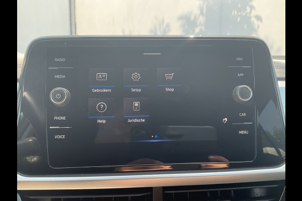Volkswagen T-Roc 1.5 TSI Life 150pk Automaat Adap.Cruise Carplay Cam Hoogzitter Incl.BTW